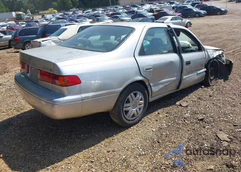 2001 Toyota Camry Ce/Le/Xle из США, поврежденный, VIN 4T1BG22K01U804660